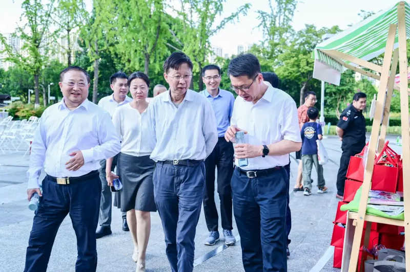 市人大常委會、市民政局舉辦《蘇州市慈善促進條例》新聞發布會暨“蘇州慈善月”啟動儀式